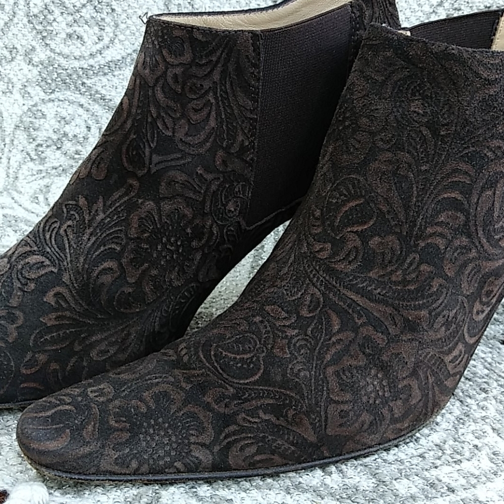 Isaac Mizrahi Paisley Cool Shooties/Booties in Brown Suede - Picture 2 of 8